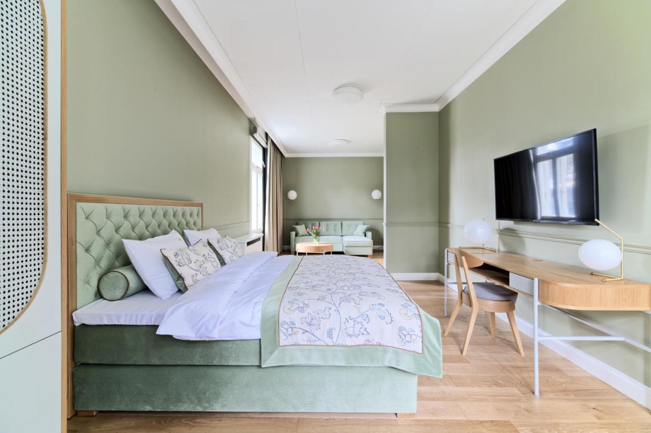 オトフォツク Nowy Gurewicz Bed & Breakfast エクステリア 写真