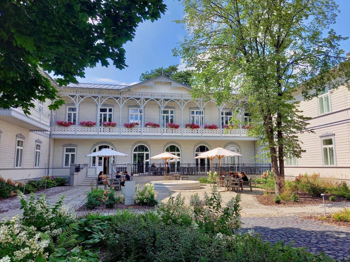 オトフォツク Nowy Gurewicz Bed & Breakfast エクステリア 写真